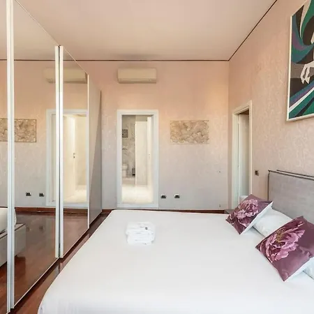 公寓 Stunning Center