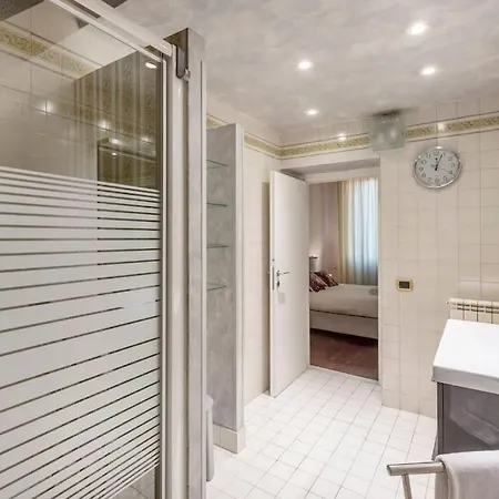 公寓 Stunning Center *